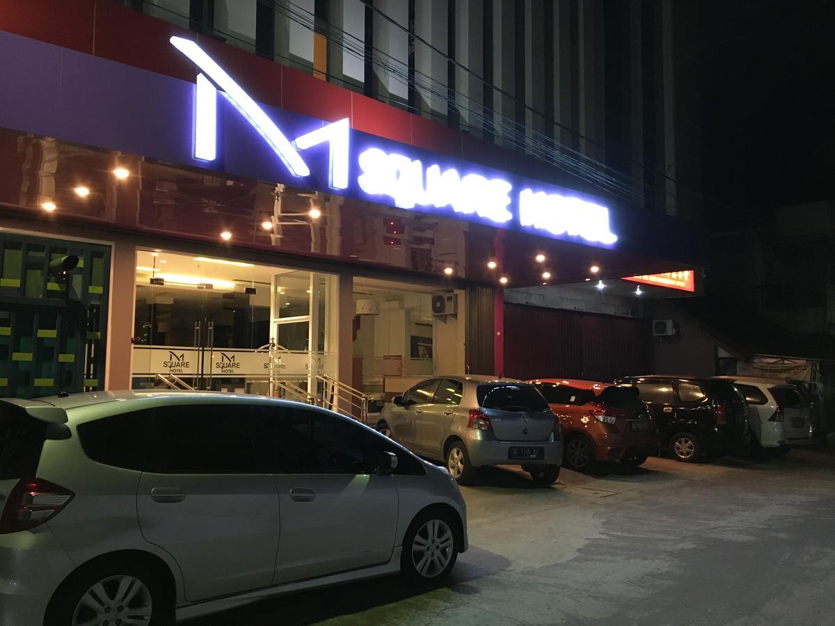 Hotel Msquare Palembang Extérieur photo