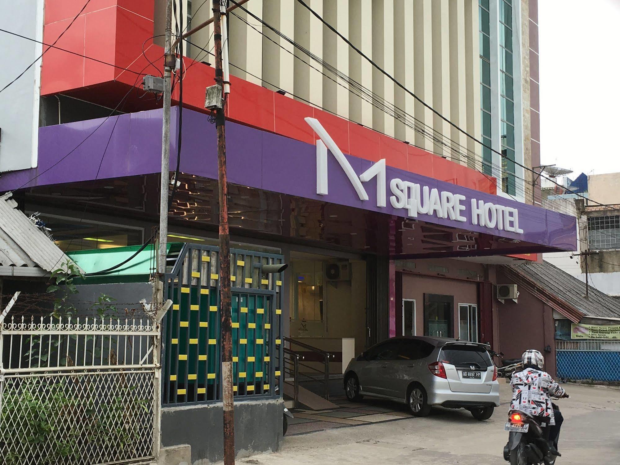 Hotel Msquare Palembang Extérieur photo